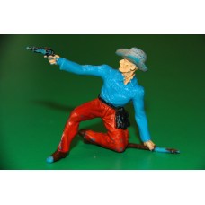 ТРАПЕР З РУШНИЦЕЮ ТА КОЛЬТОМ траппер ковбой ELASTOLIN 70мм ФРГ м`який пластик ТРАПЕР З РУШНИЦЕЮ ТА КОЛЬТОМ траппер ковбой ELASTOLIN 70мм ФРГ м`який пластик