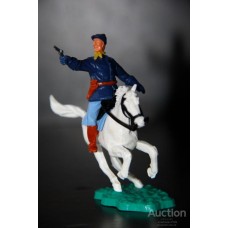 кавалерист офицер с пистолетом на коне TIMPO 54мм ВЕЛИКОБРИТАНИЯ оригинал кавалерист офицер с пистолетом на коне TIMPO 54мм ВЕЛИКОБРИТАНИЯ оригинал